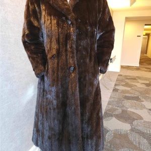 Mink fur coat- pea coat style- saks fith Avenue- petite medium size